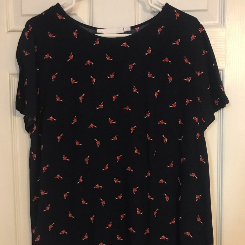 H&M size 14 fish print top